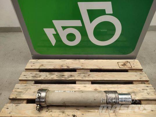 Merlo 40.25  actuator Lanças e braços dippers