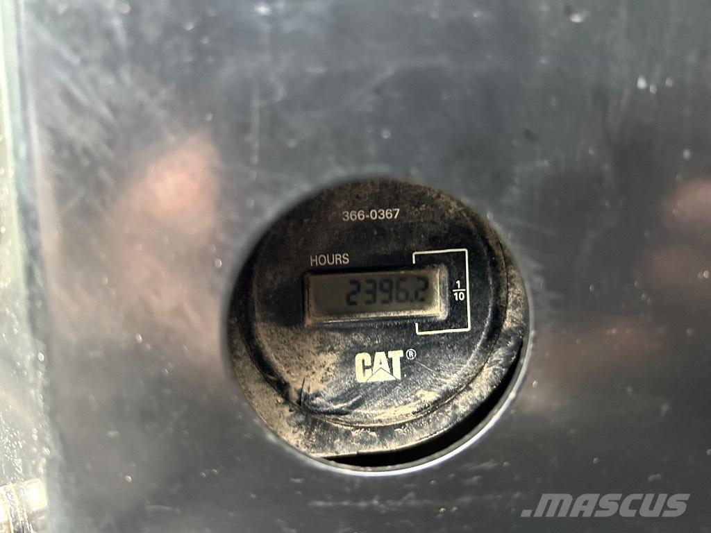 CAT 303.5 E CR Mini Escavadoras <7t