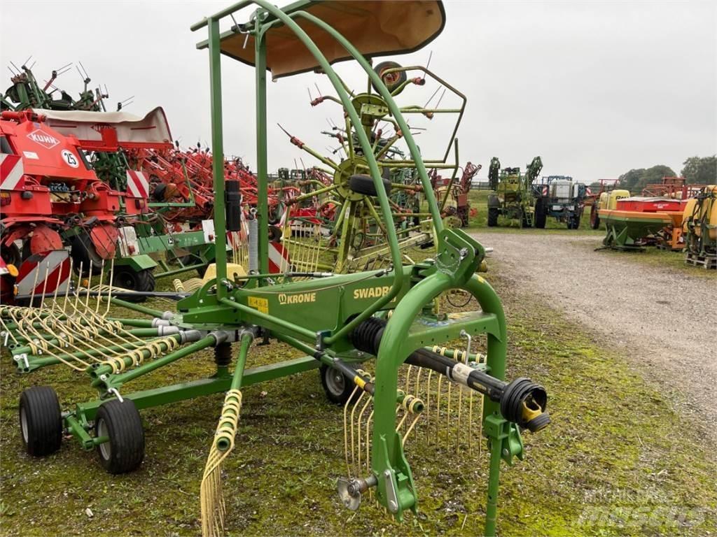 Krone SWADRO S 460 Encordoadores de Feno