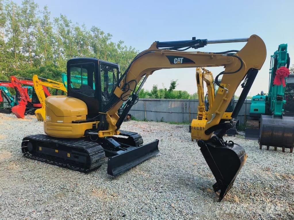 CAT 304 CR Mini Escavadoras <7t