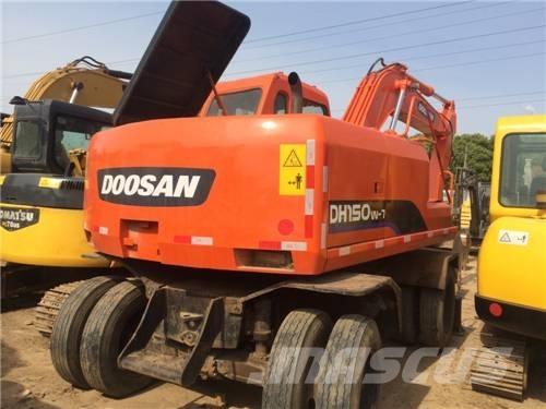 Doosan DH 150 W-7 Escavadoras de rodas