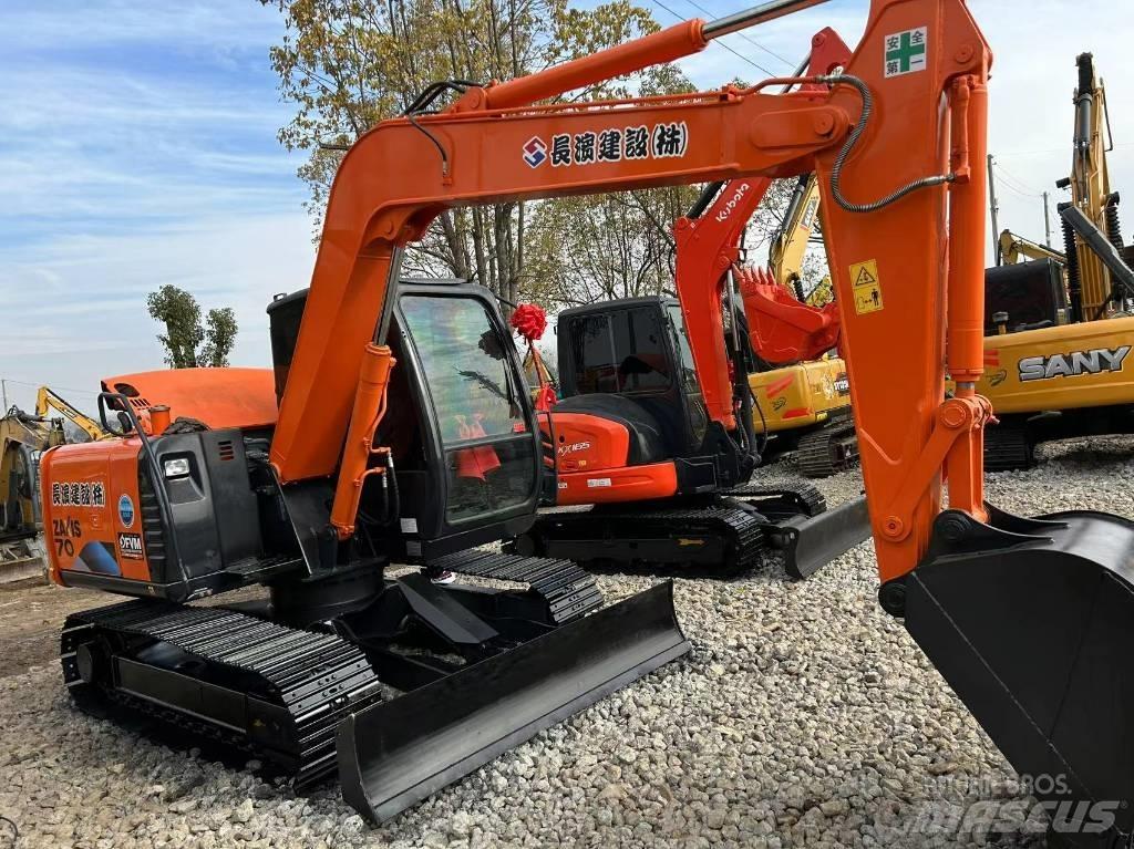 Hitachi 70 Escavadoras de rastos