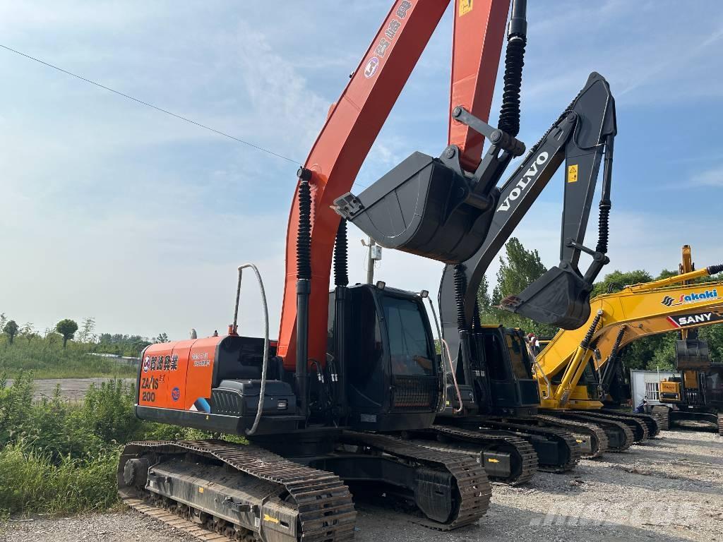 Hitachi ZX200 Escavadoras de rastos