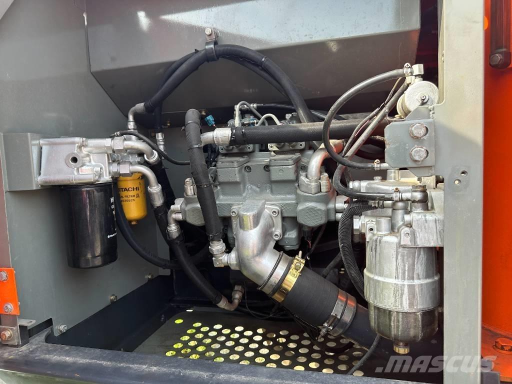 Hitachi ZX200 Escavadoras de rastos