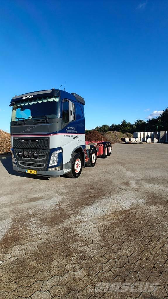 Volvo FH 500 8x4 Camiões Ampliroll