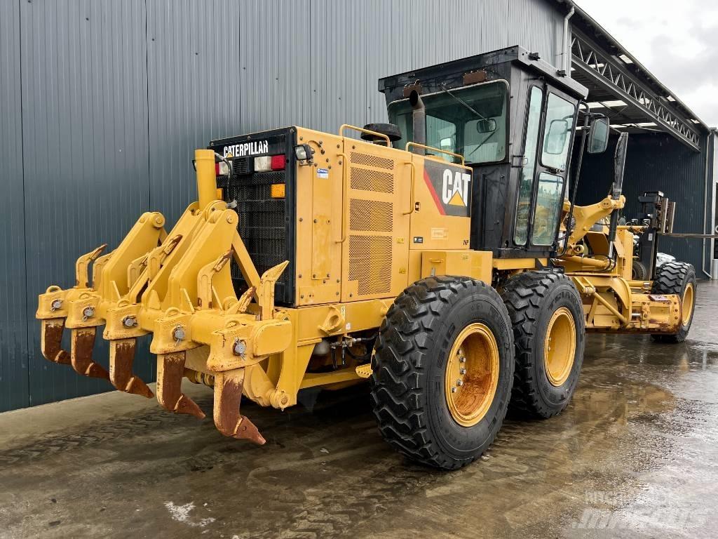 CAT 140K Motoniveladoras