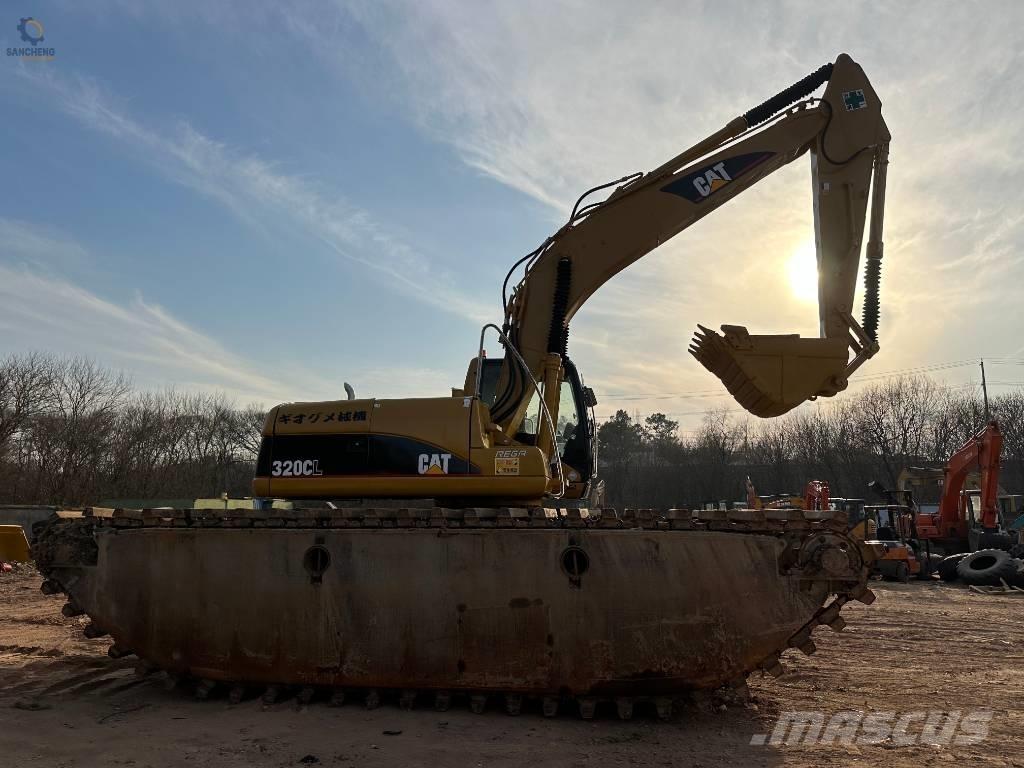 CAT 320CL Escavadoras anfíbias