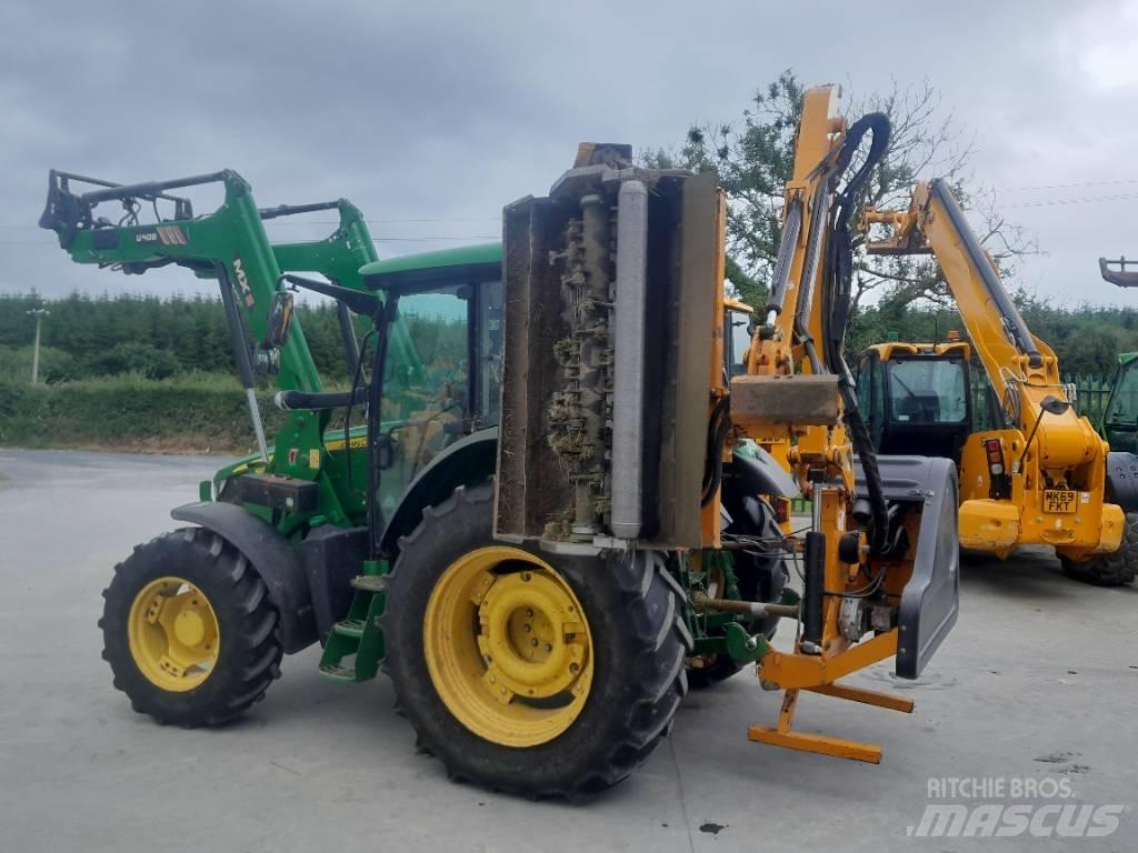 John Deere 5100 R Tratores Agrícolas usados
