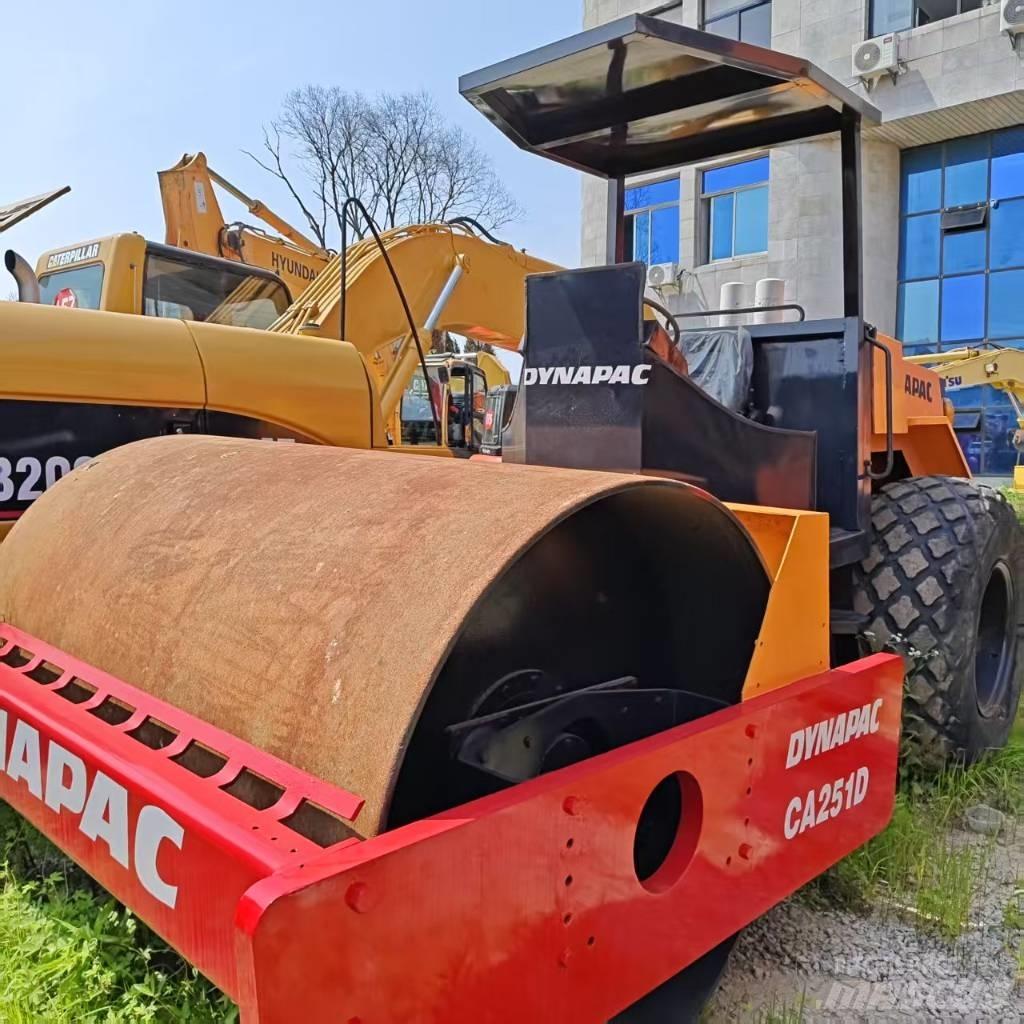 Dynapac CA 251 D Cilindros Compactadores monocilíndricos