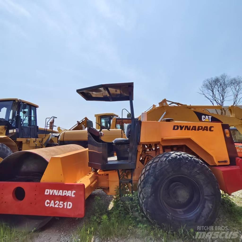 Dynapac CA 251 D Cilindros Compactadores monocilíndricos