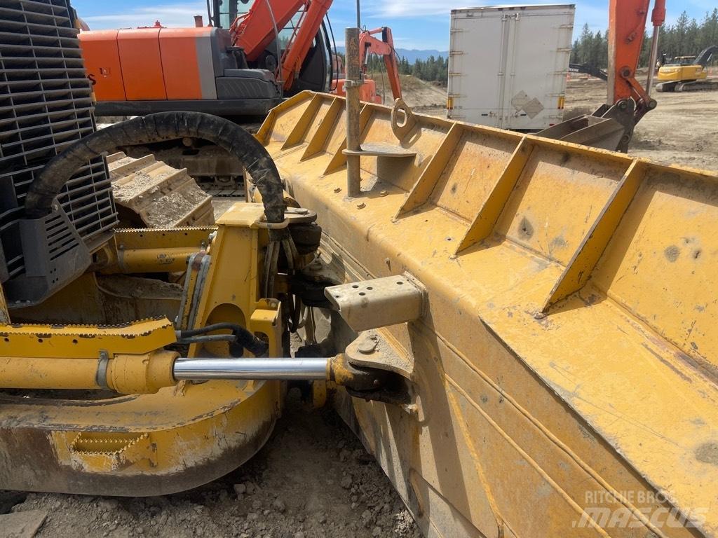 DEERE 750J Dozers - Tratores rastos