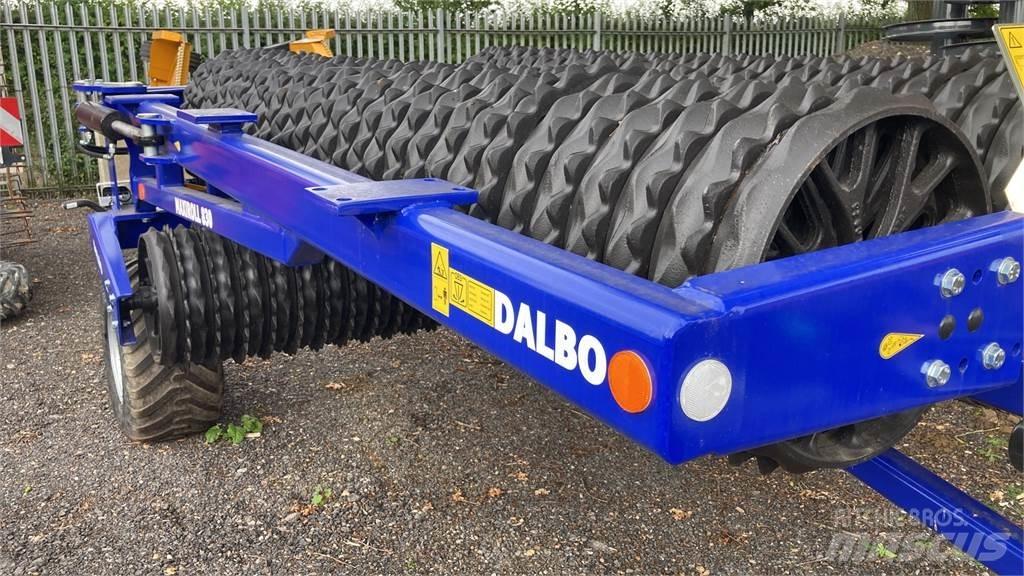 Dal-Bo Maxiroll 830 Rolos agrícolas