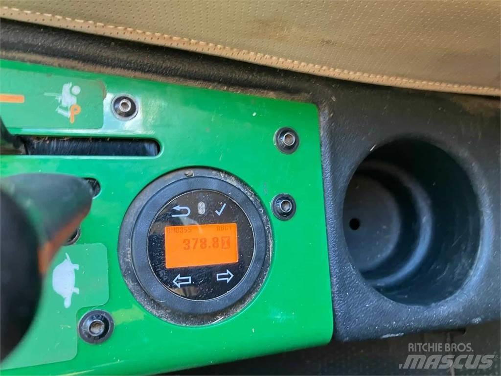 John Deere 1585 Corta-Relvas Riders