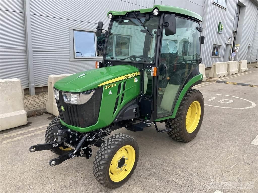 John Deere 2038R Tractores compactos