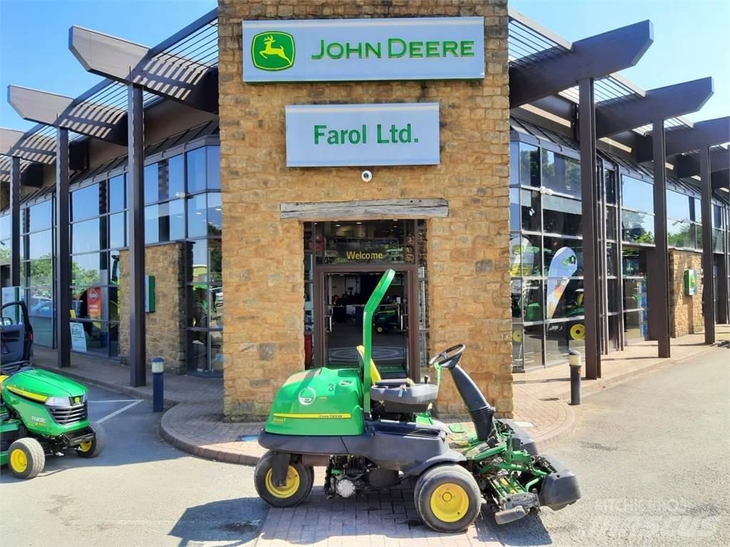 John Deere 2500EH Corta-Relvas walk-behind