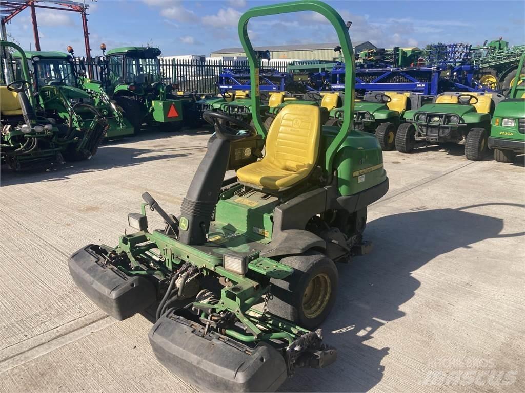John Deere 2500EH Corta-Relvas walk-behind
