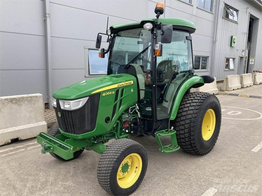 John Deere 4066R Tractores compactos