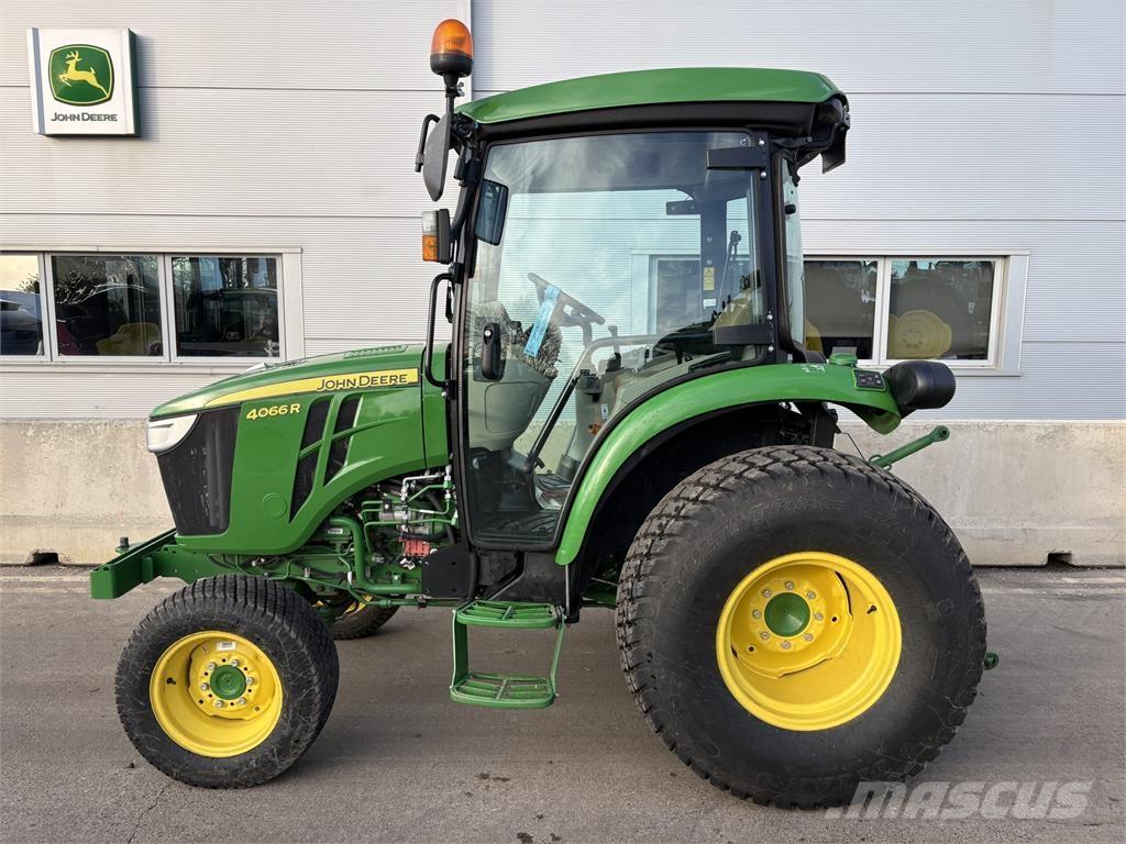 John Deere 4066R Tractores compactos