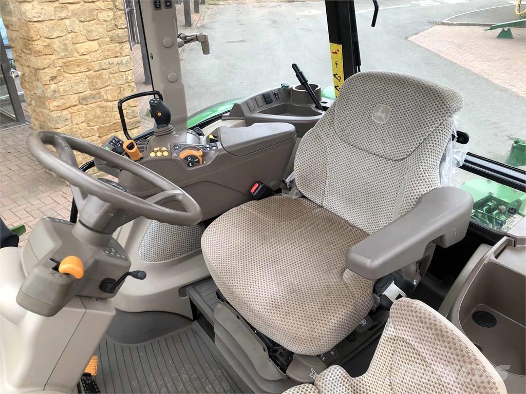 John Deere 5100R Tratores Agrícolas usados