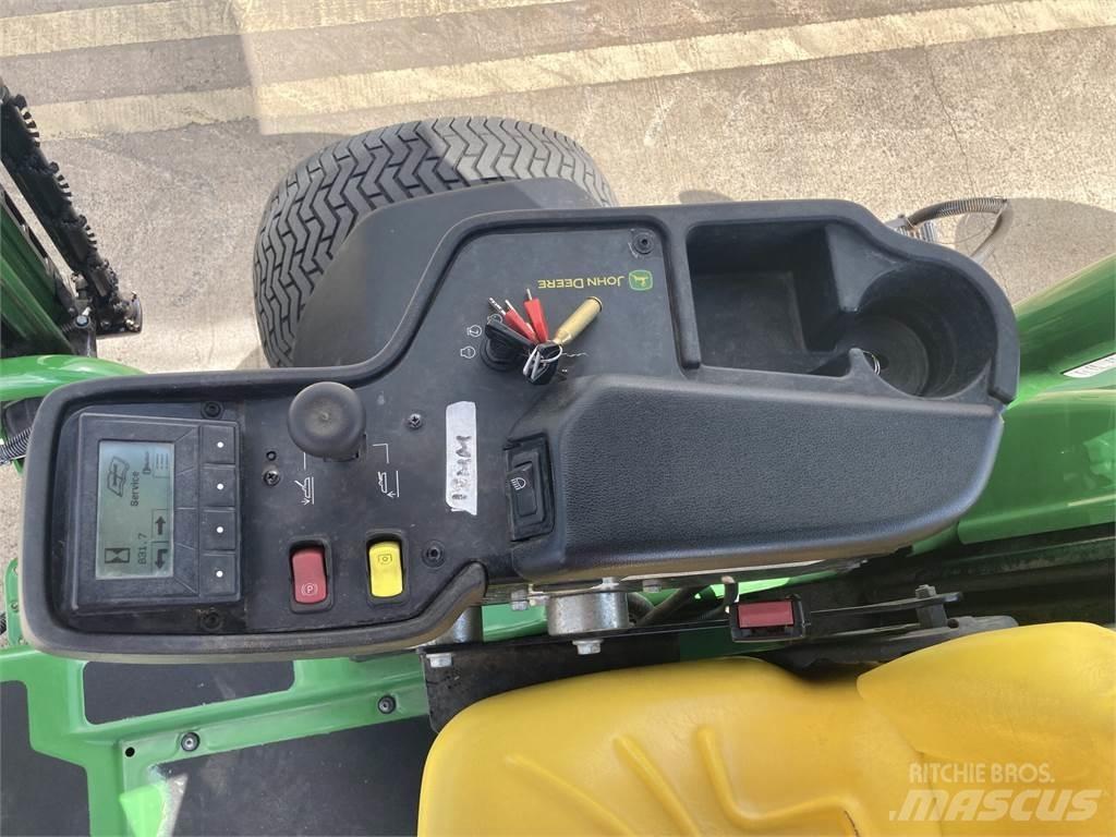 John Deere 7500AE Corta-Relvas walk-behind
