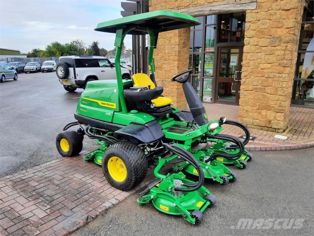 John Deere 8800A Corta-Relvas walk-behind