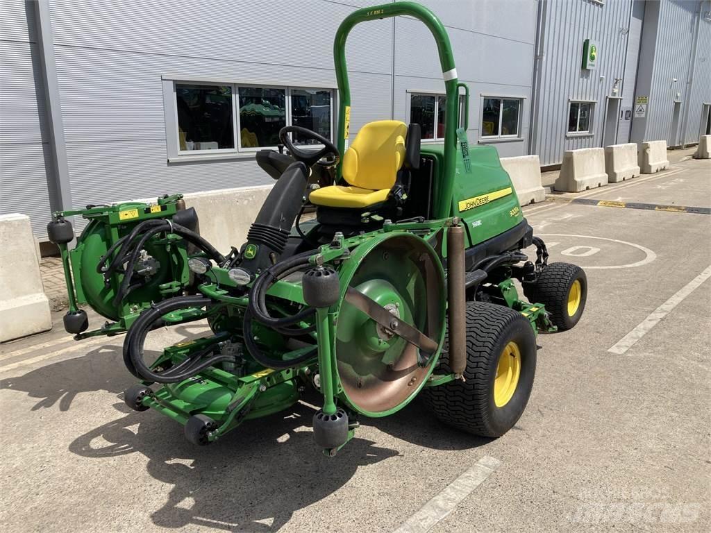 John Deere 9009A Corta-Relvas walk-behind