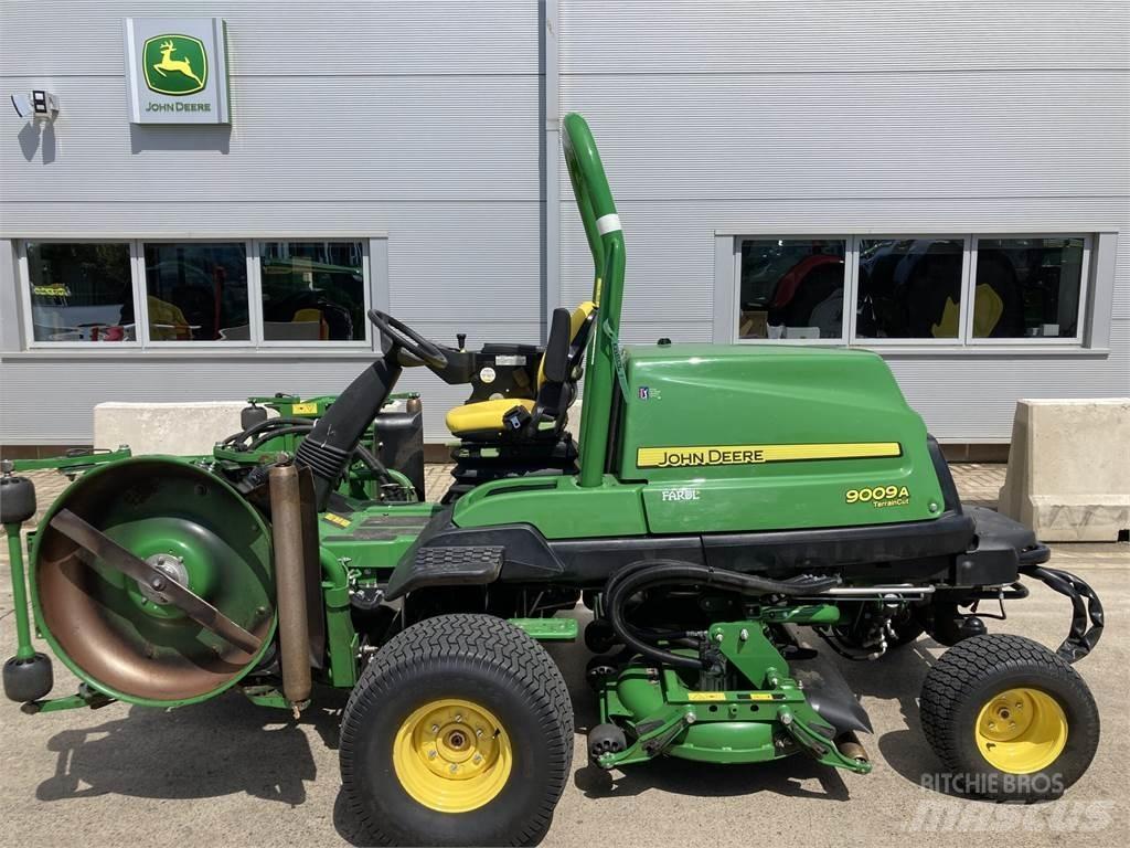 John Deere 9009A Corta-Relvas walk-behind