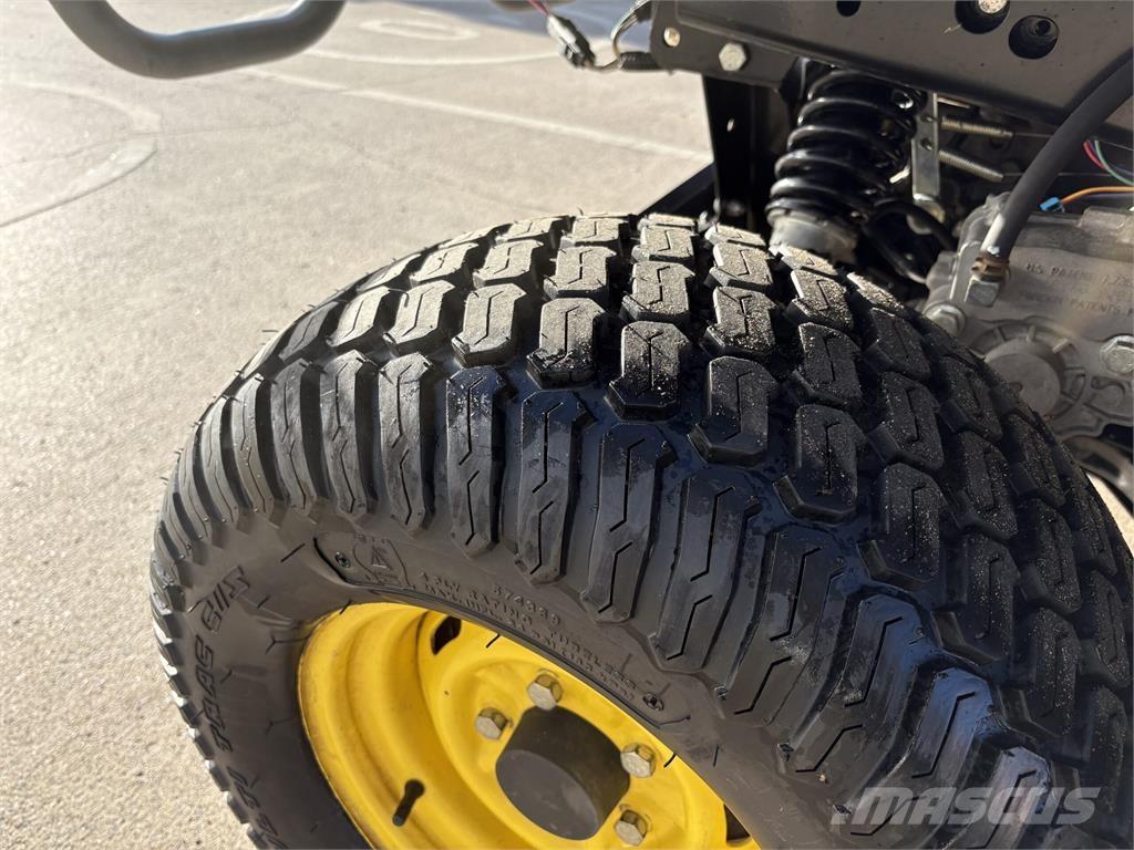 John Deere XUV855M Máquinas utilitárias