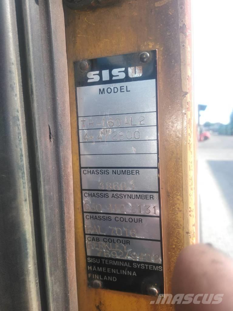 Sisu TR160 AL 4 X4 Tractores terminais