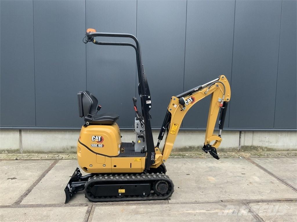 CAT 300.9 D Mini Escavadoras <7t