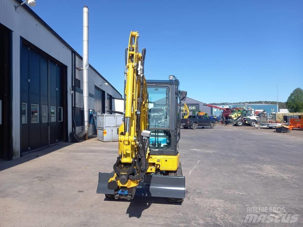 Komatsu PC26MR-5 Mini Escavadoras <7t