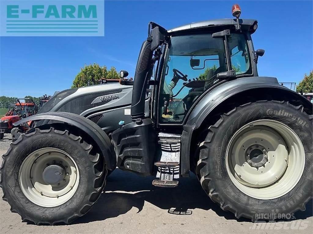 Valtra t174es Tratores Agrícolas usados
