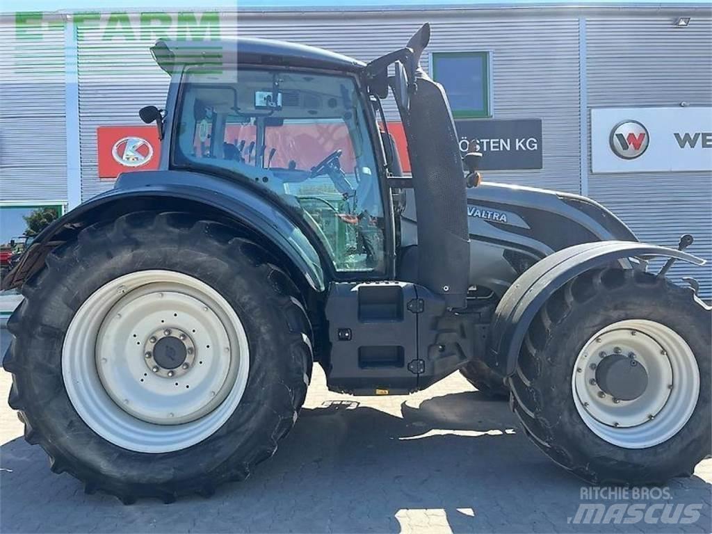 Valtra t174es Tratores Agrícolas usados