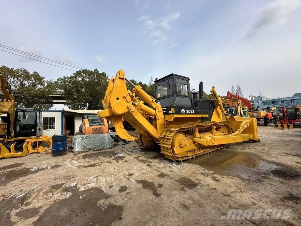 Shantui SD 32 Dozers - Tratores rastos