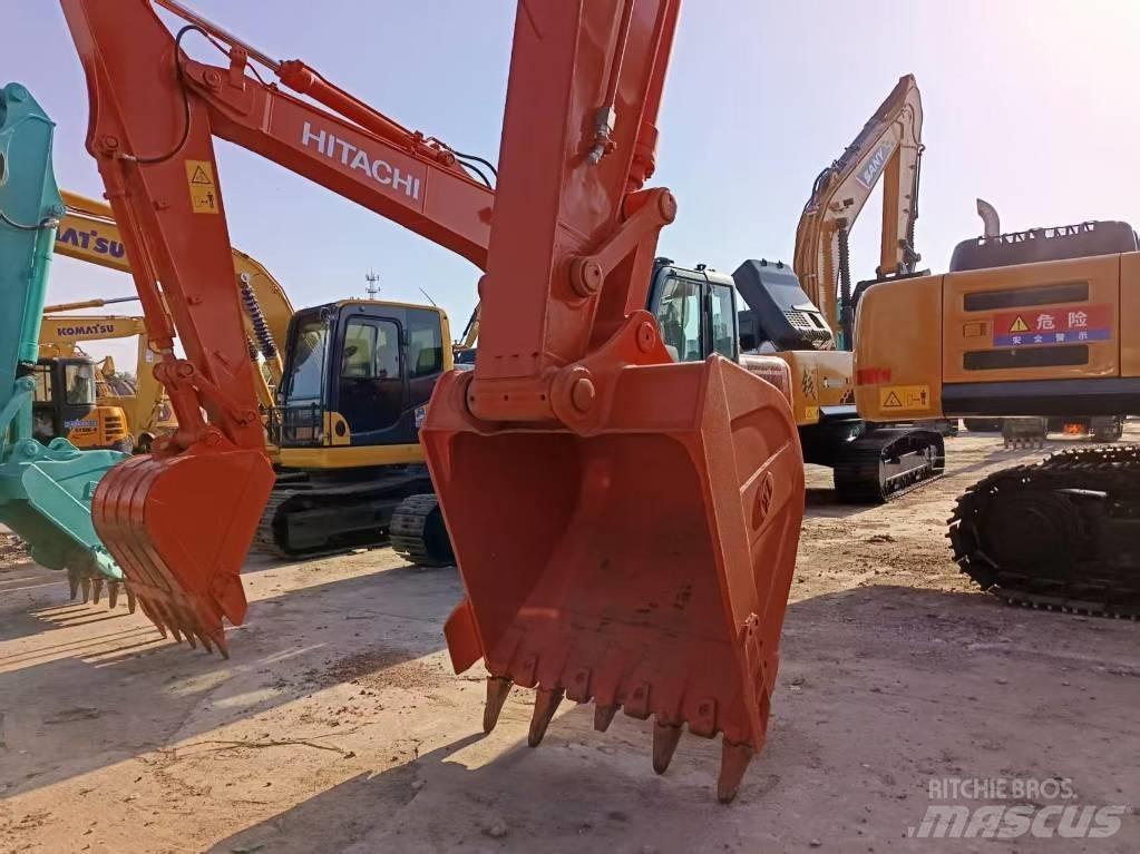 Hitachi ZX 240 Escavadoras de rastos