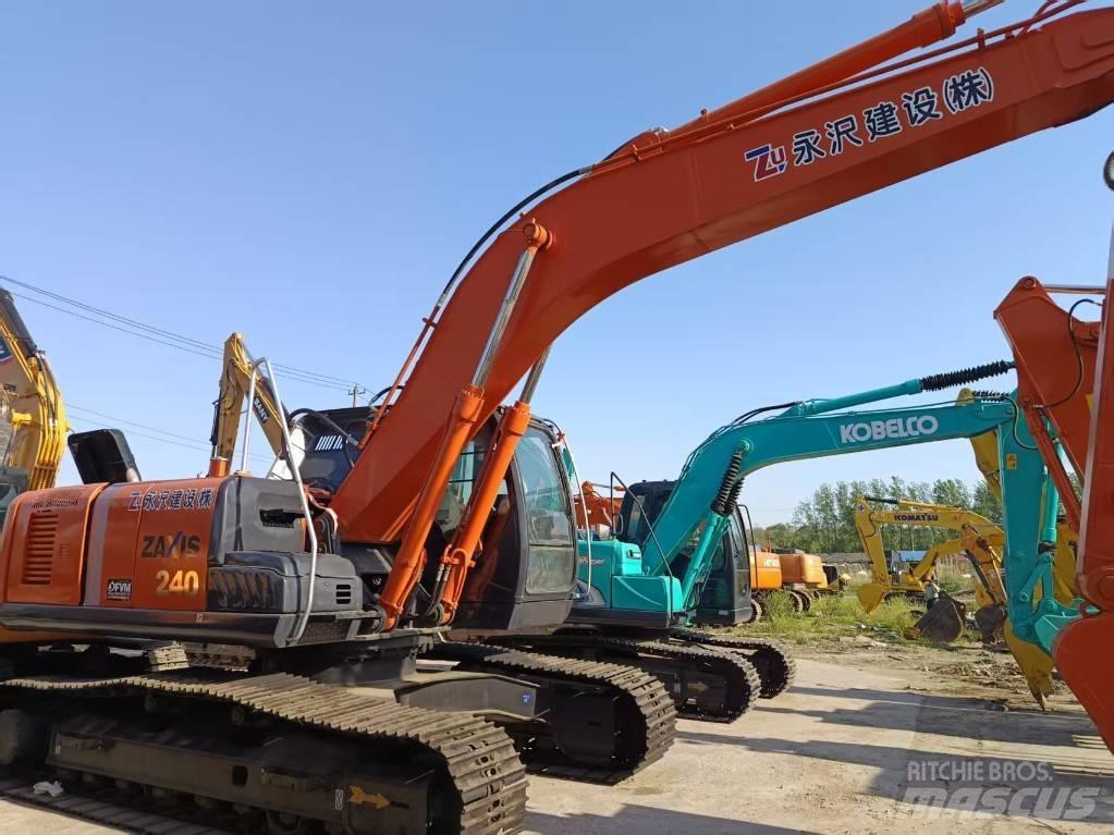 Hitachi ZX 240 Escavadoras de rastos