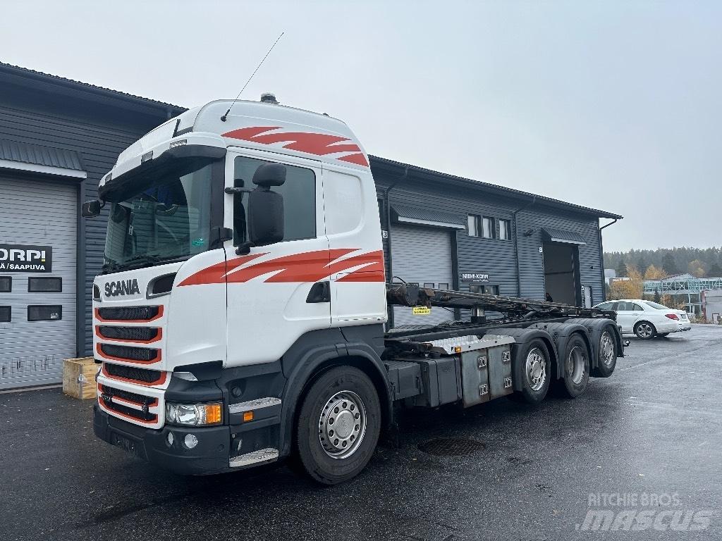 Scania R520 8x2/4 Camiões caixa desmontável com elevador de cabo
