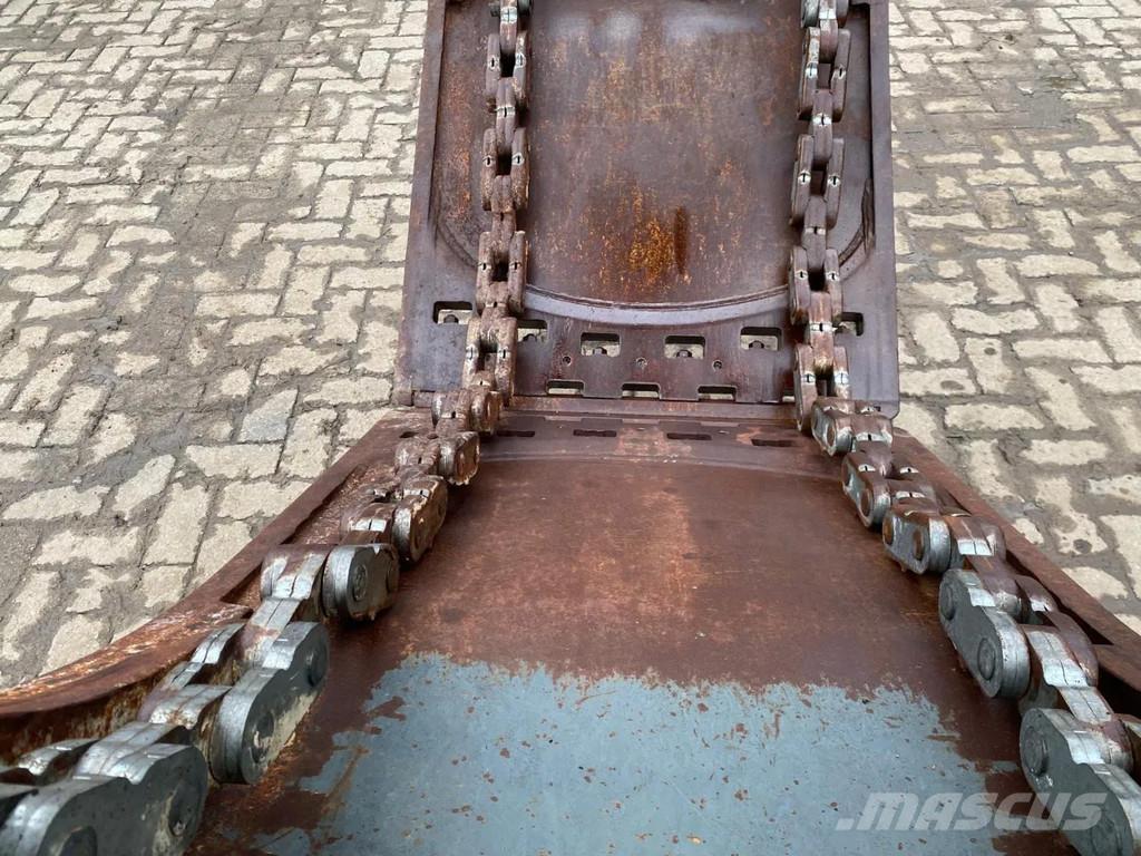 Liebherr GM020- 1 Garras