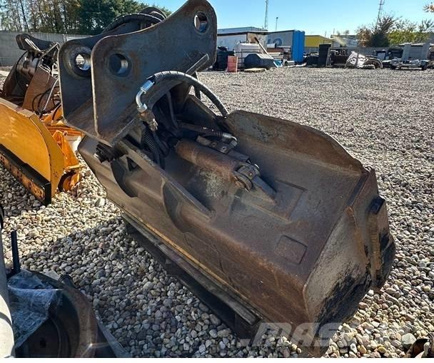 Komatsu PW160-7EO Acessórios Retroescavadoras