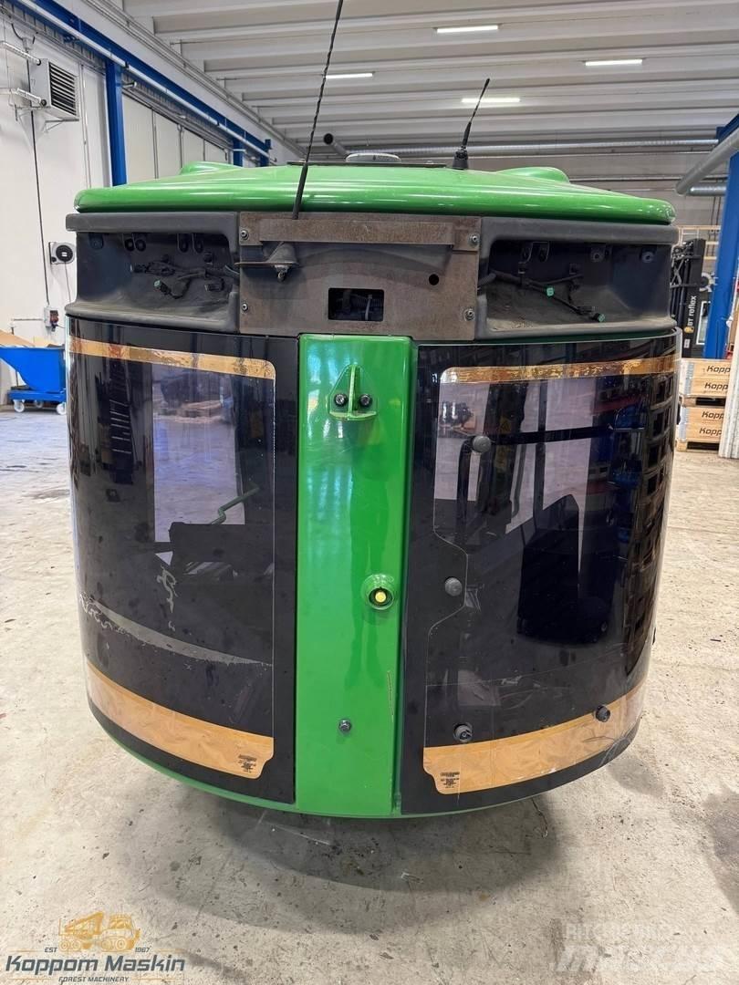 John Deere 1270E Cabines e interior