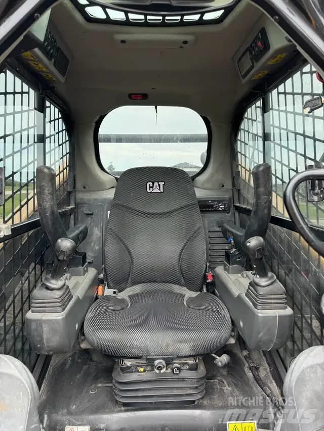 CAT 289 D3 Carregadoras de direcção deslizante