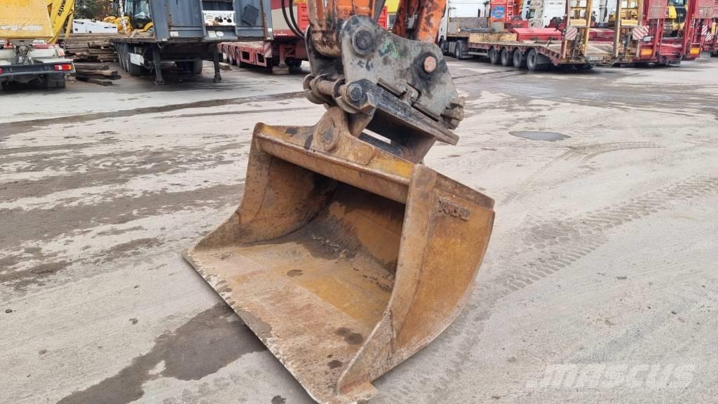 Hitachi ZX 210 LC-6 Escavadoras de rastos