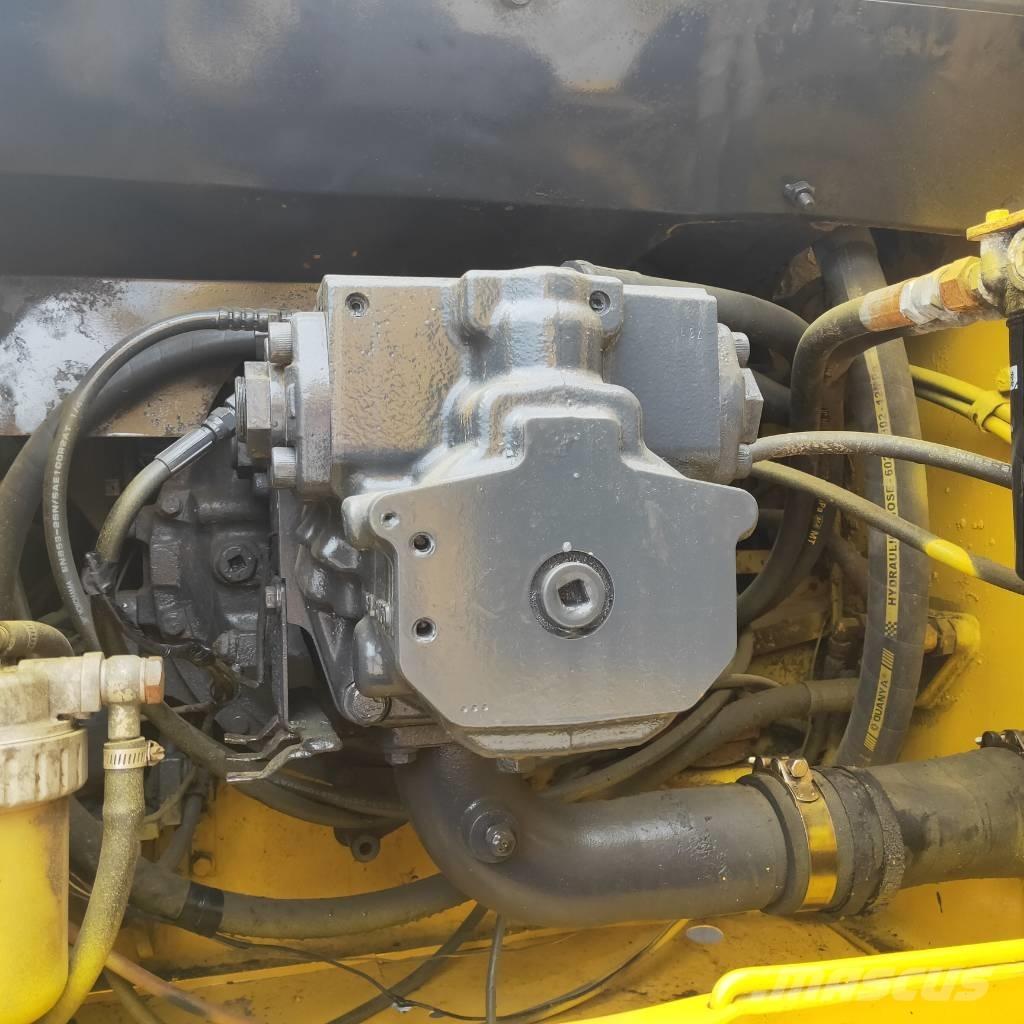 Komatsu PC200-7 Escavadoras de rastos