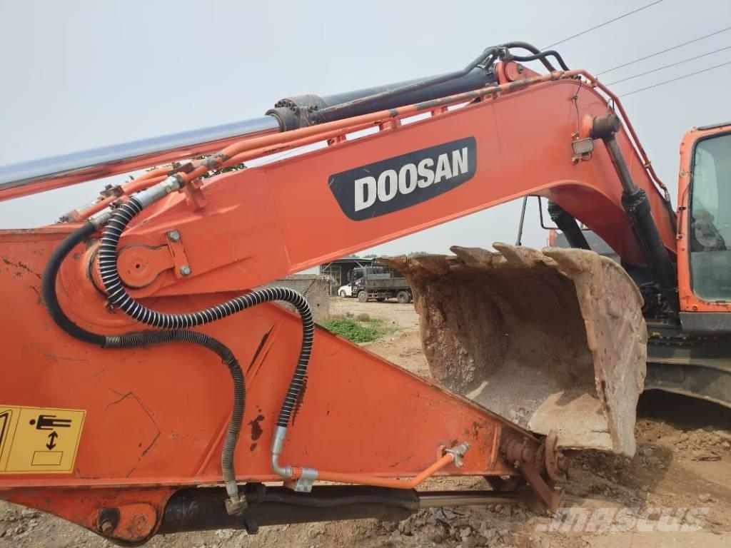 Doosan DX225LC-9C Escavadoras de rastos