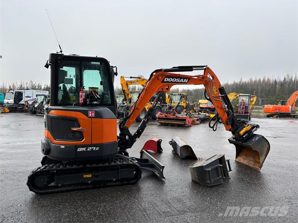Doosan DX27Z-7 Mini Escavadoras <7t