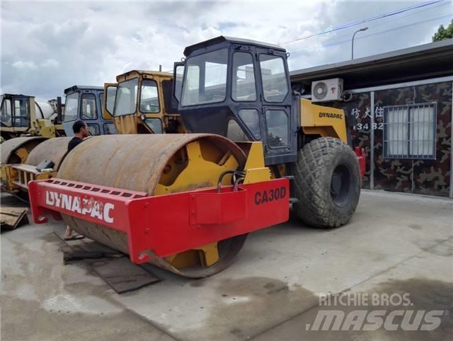 Dynapac CA 30 D Cilindros Compactadores monocilíndricos