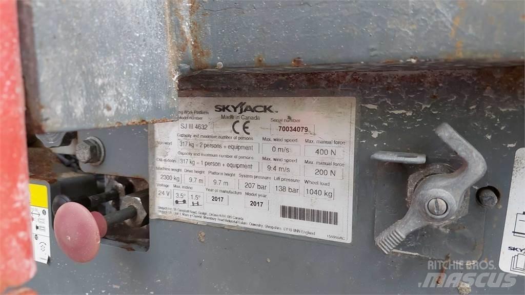 SkyJack SJIII4632 Elevadores de tesoura
