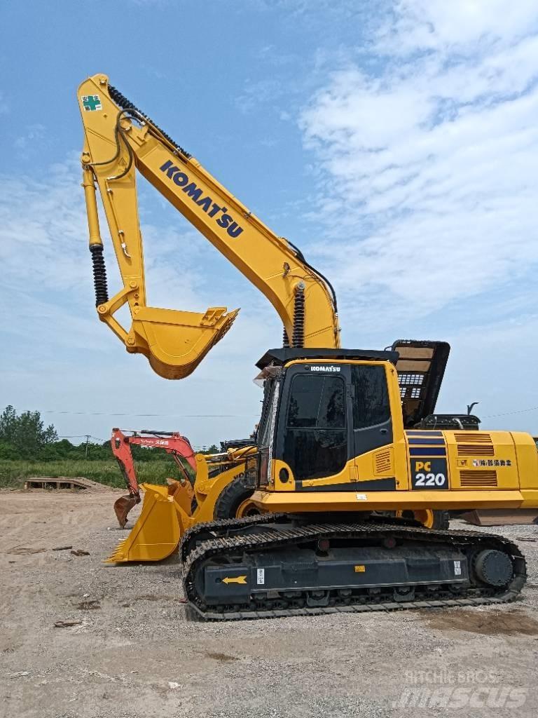 Komatsu PC 220-8 Escavadoras de rastos