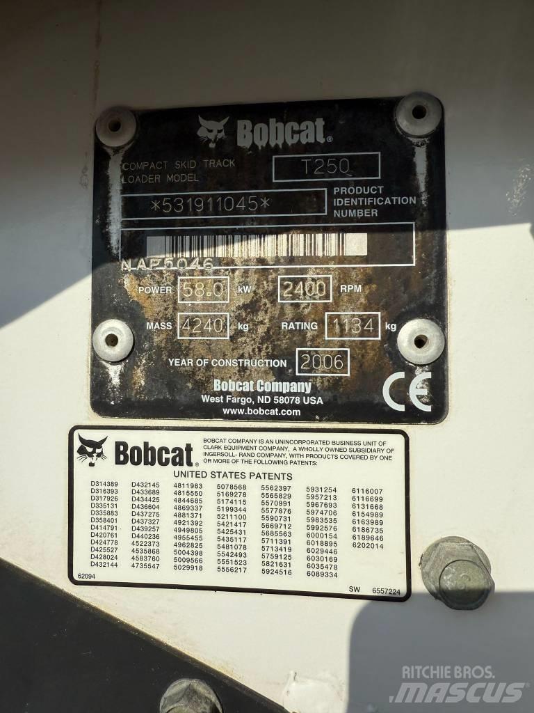 Bobcat T 250 Pás Carregadoras de rastos