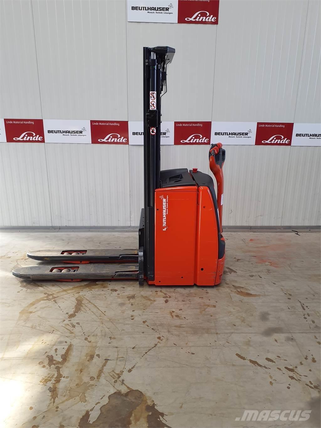 Linde L16i Empilhador para operador externo